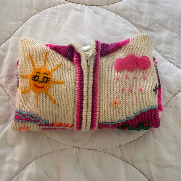 Colorful Knit Hooded Cardigan with Animal Design - Picture 6 of 9